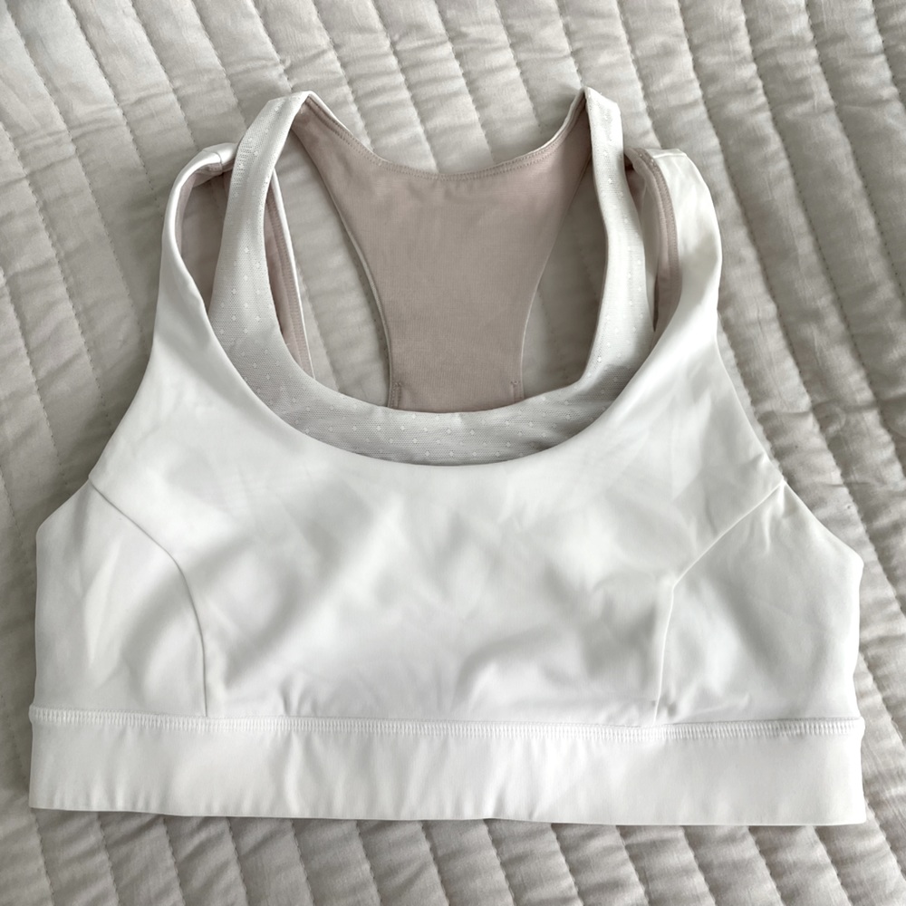 Lululemon white layered sports bra (M)